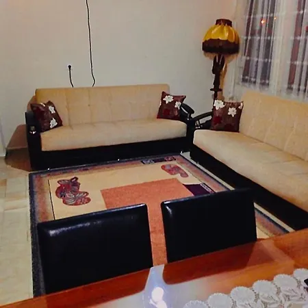 شقة Home Sweet Home! 2+1